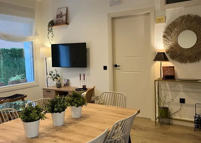 Cucos Cabezuela Del Valle