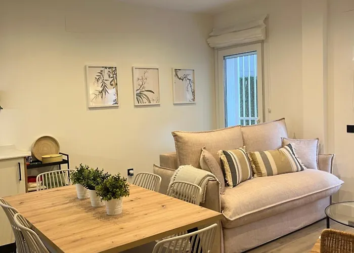 Cucos * Cabezuela Del Valle